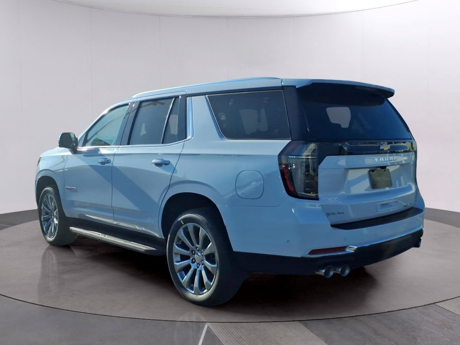 New 2026 Chevrolet Tahoe Premier w/ Sun And Tow Package AWD/4WD image 3