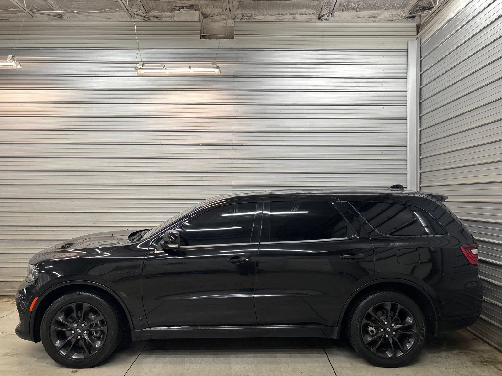 Used 2021 Dodge Durango R/T w/ Blacktop Package AWD/4WD image 10