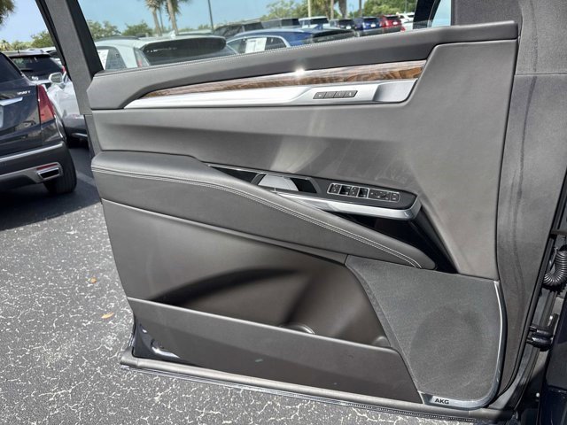 Certified 2025 Cadillac Escalade Premium Luxury Platinum image 20
