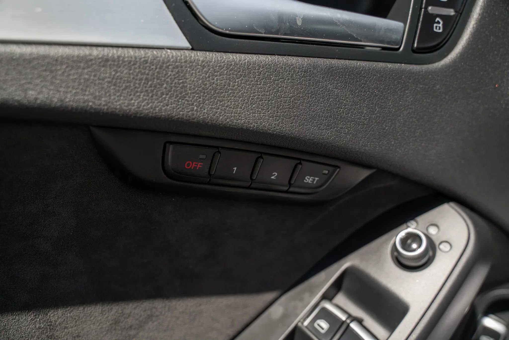 Used 2013 Audi A4 2.0T Prestige AWD/4WD image 17