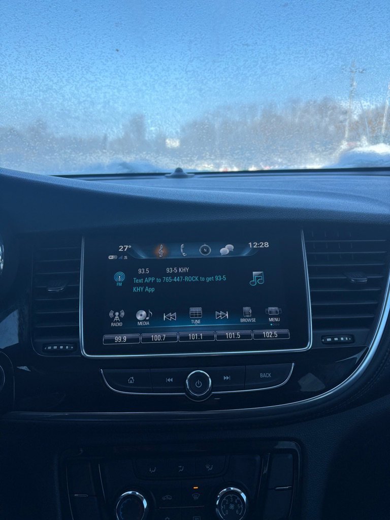 Used 2018 Buick Encore Preferred image 17
