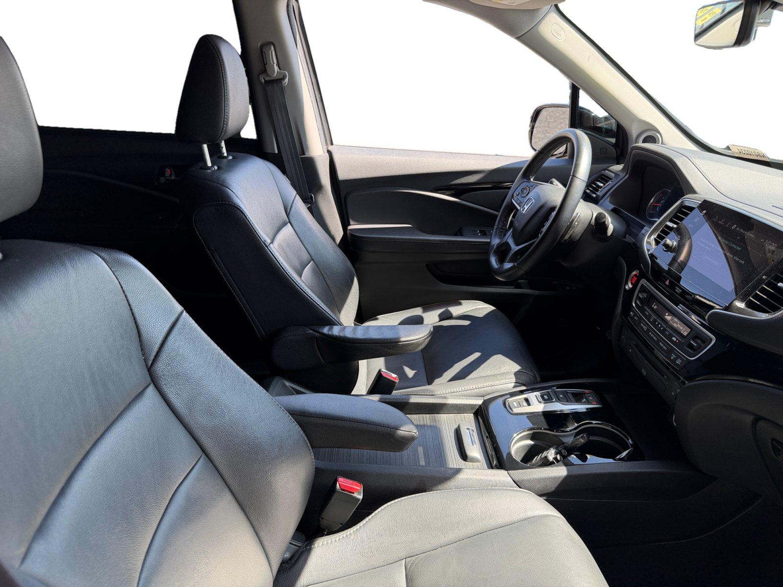 Used 2022 Honda Pilot Touring image 15