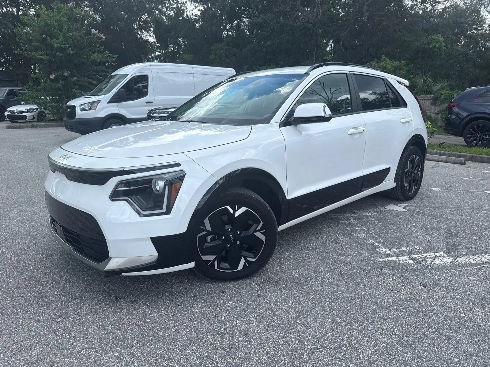 Used 2023 Kia Niro Wind FWD image 3