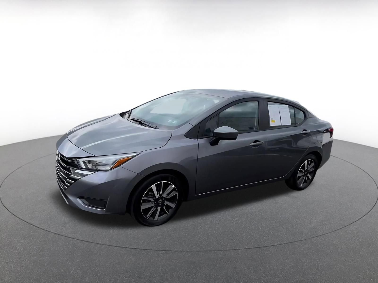 Used 2025 Nissan Versa SV FWD image 7