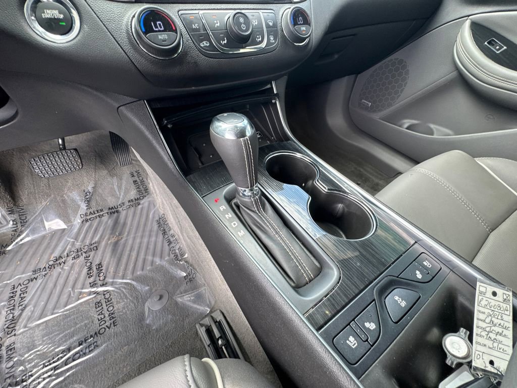 Used 2018 Chevrolet Impala Premier w/ Premier Confidence Package FWD image 30