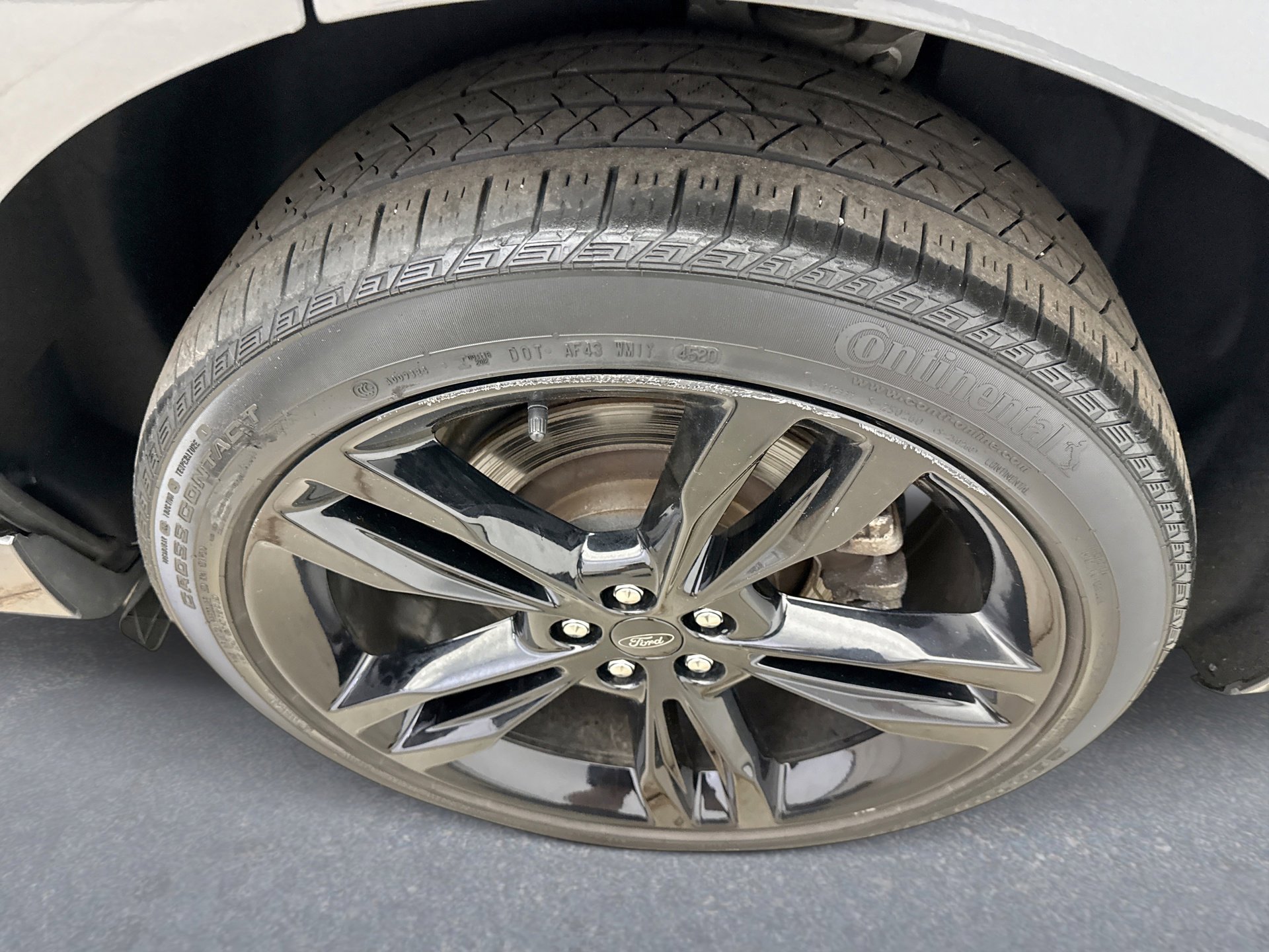 Used 2021 Ford Edge ST w/ Equipment Group 401A AWD/4WD image 21