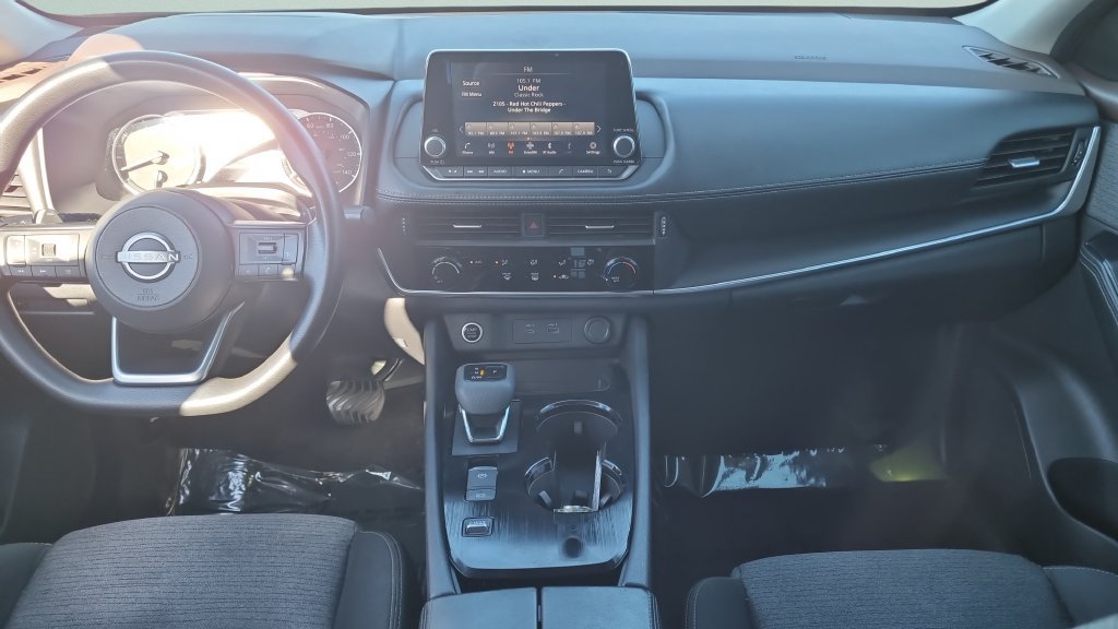 Used 2022 Nissan Rogue S FWD image 14