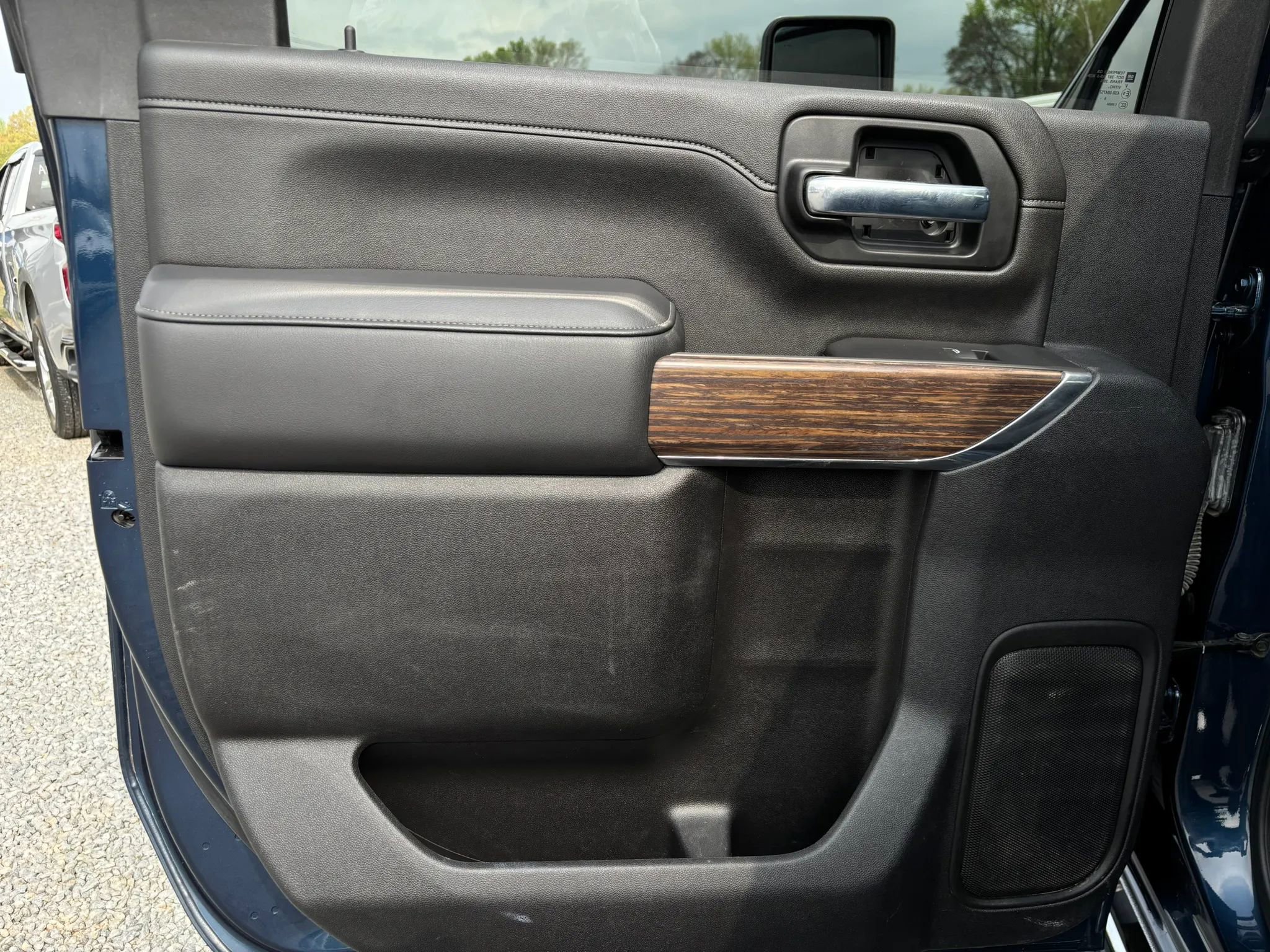 Used 2020 Chevrolet Silverado 2500 High Country image 22