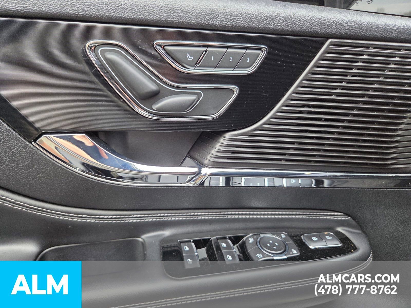 Used 2021 Lincoln Corsair AWD w/ Equipment Group 101A image 16