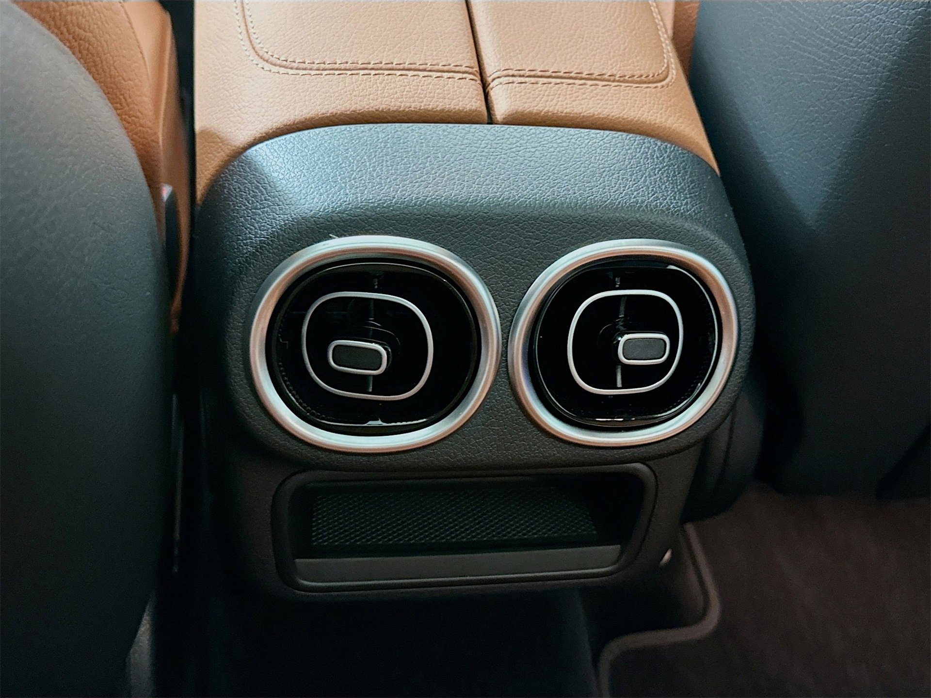 Used 2026 Mercedes-Benz GLC 300 image 28