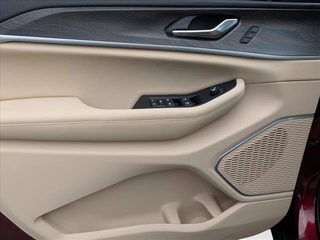 New 2026 Jeep Grand Cherokee Limited w/ Luxury Tech Group II RWD image 17