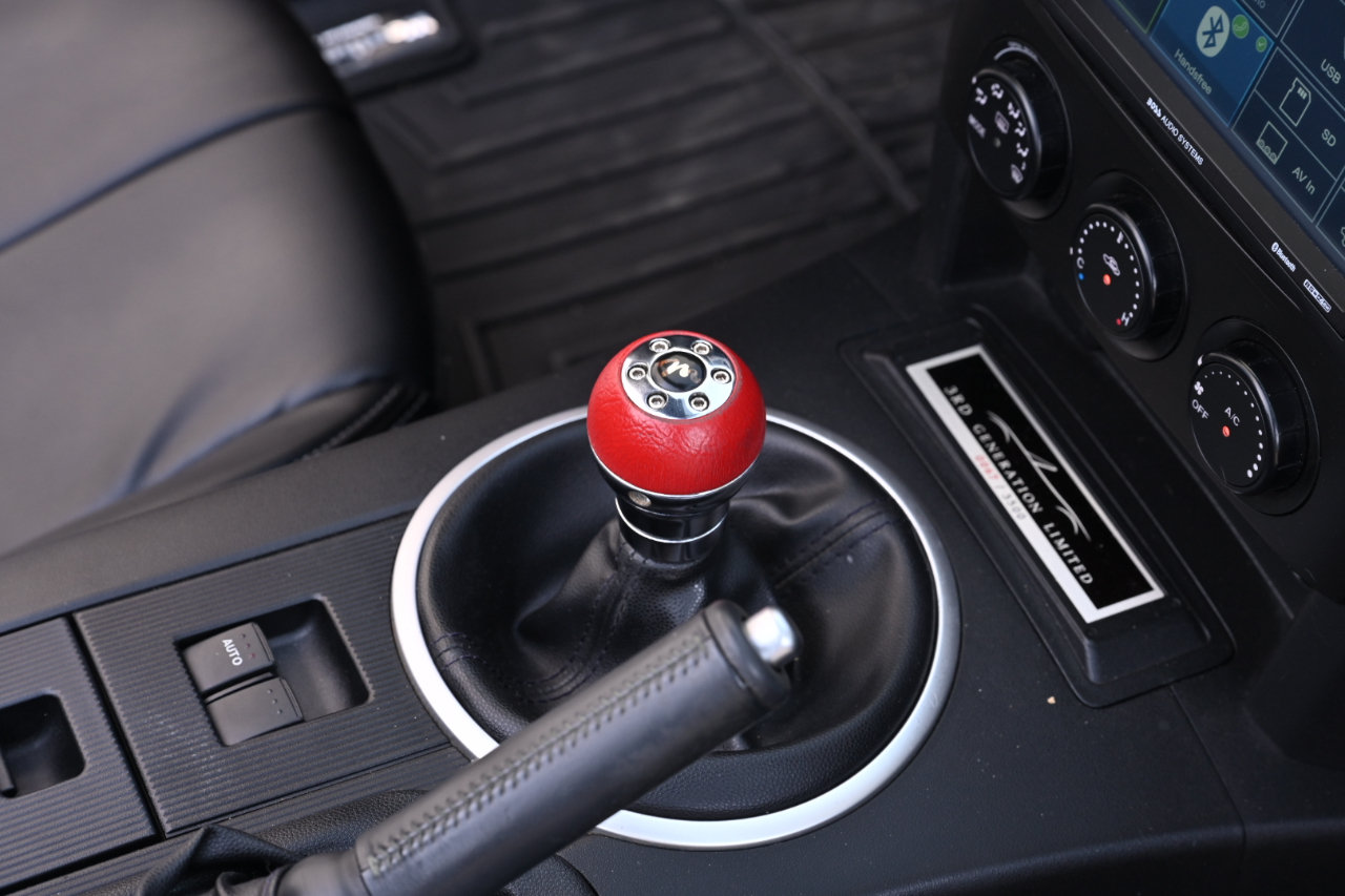 Used 2006 MAZDA MX-5 Miata 3rd Generation Limited RWD image 19
