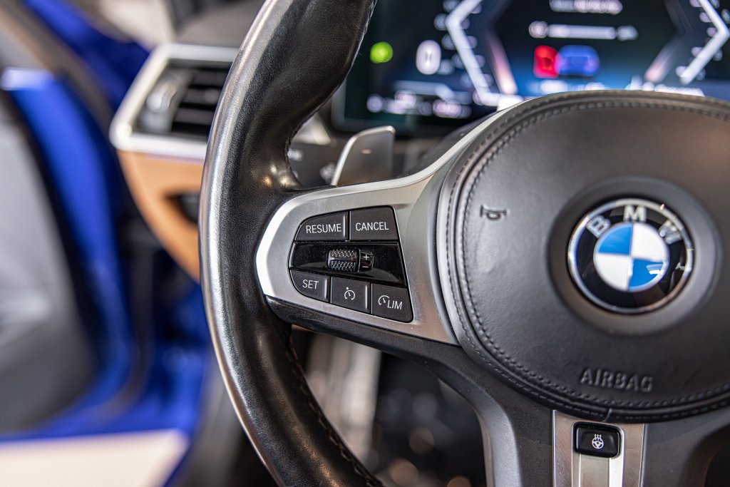 Used 2023 BMW 330i xDrive Sedan w/ M Sport Package AWD/4WD image 25
