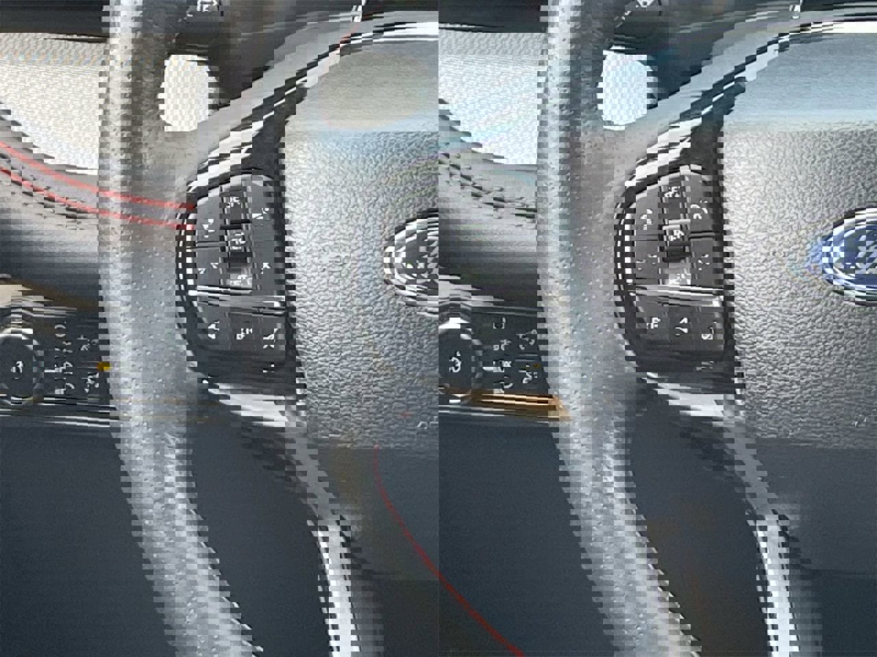 Used 2025 Ford Explorer ST-Line w/ Premium Package image 22