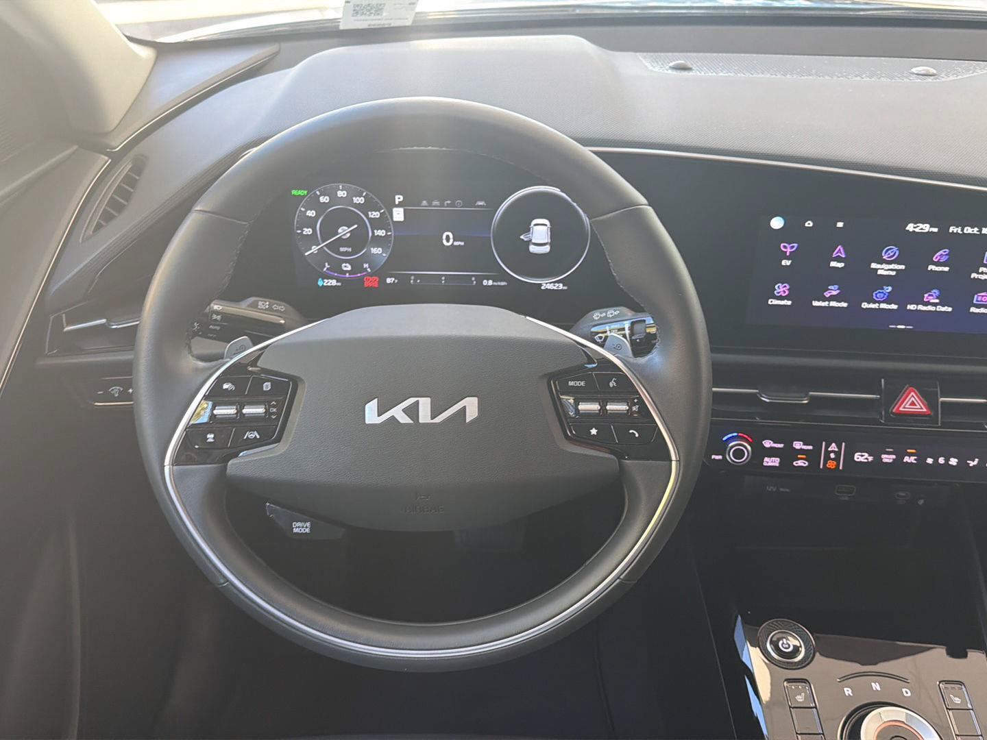 Used 2024 Kia Niro Wind FWD image 17