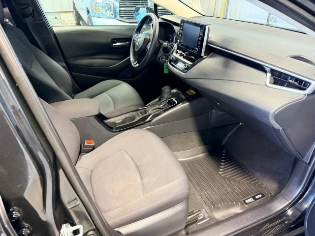 Used 2021 Toyota Corolla LE FWD image 11