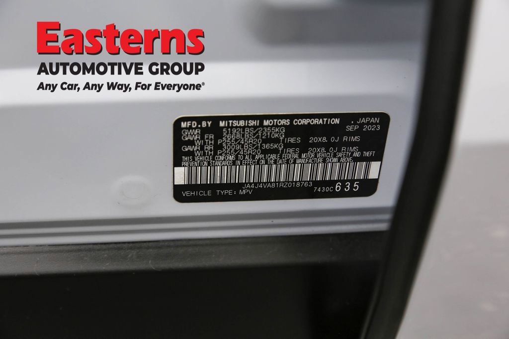 Used 2024 Mitsubishi Outlander SE image 35