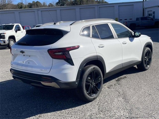 New 2026 Chevrolet Trax ACTIV video 3