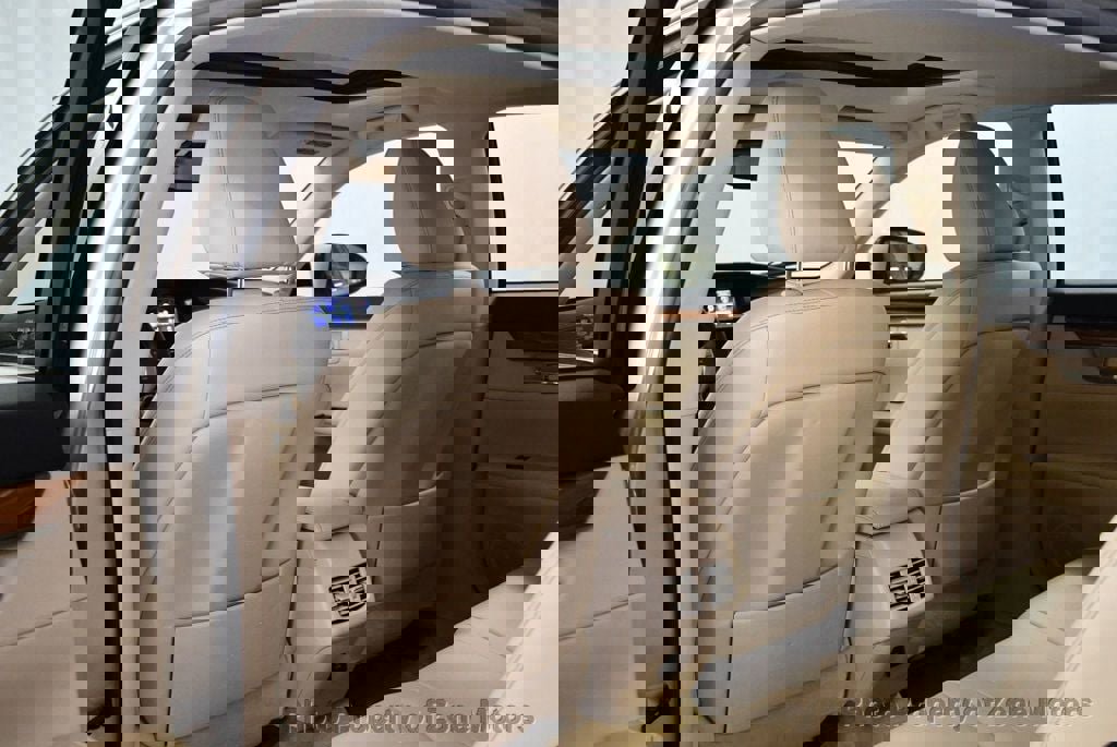 Used 2013 Lexus ES 300h image 23