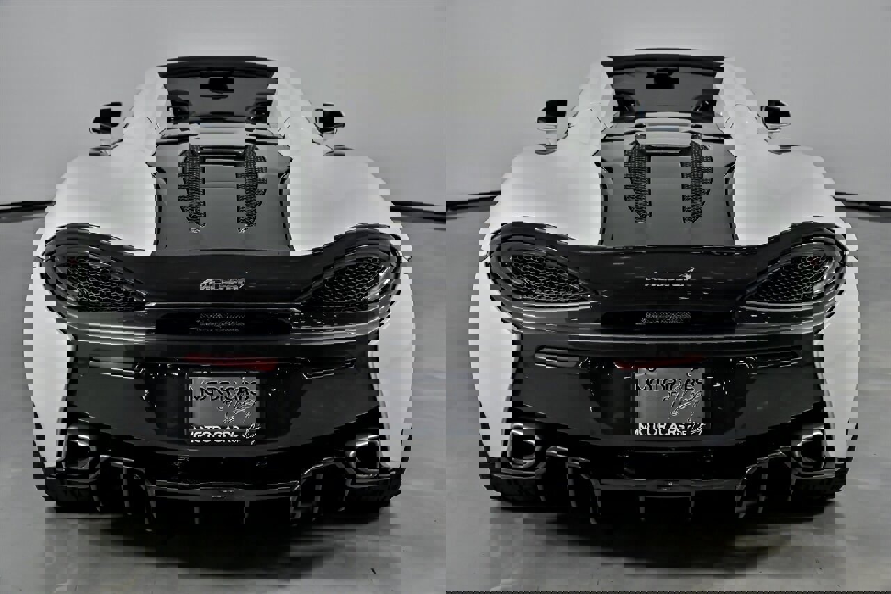 Used 2020 McLaren 570S Spider image 11