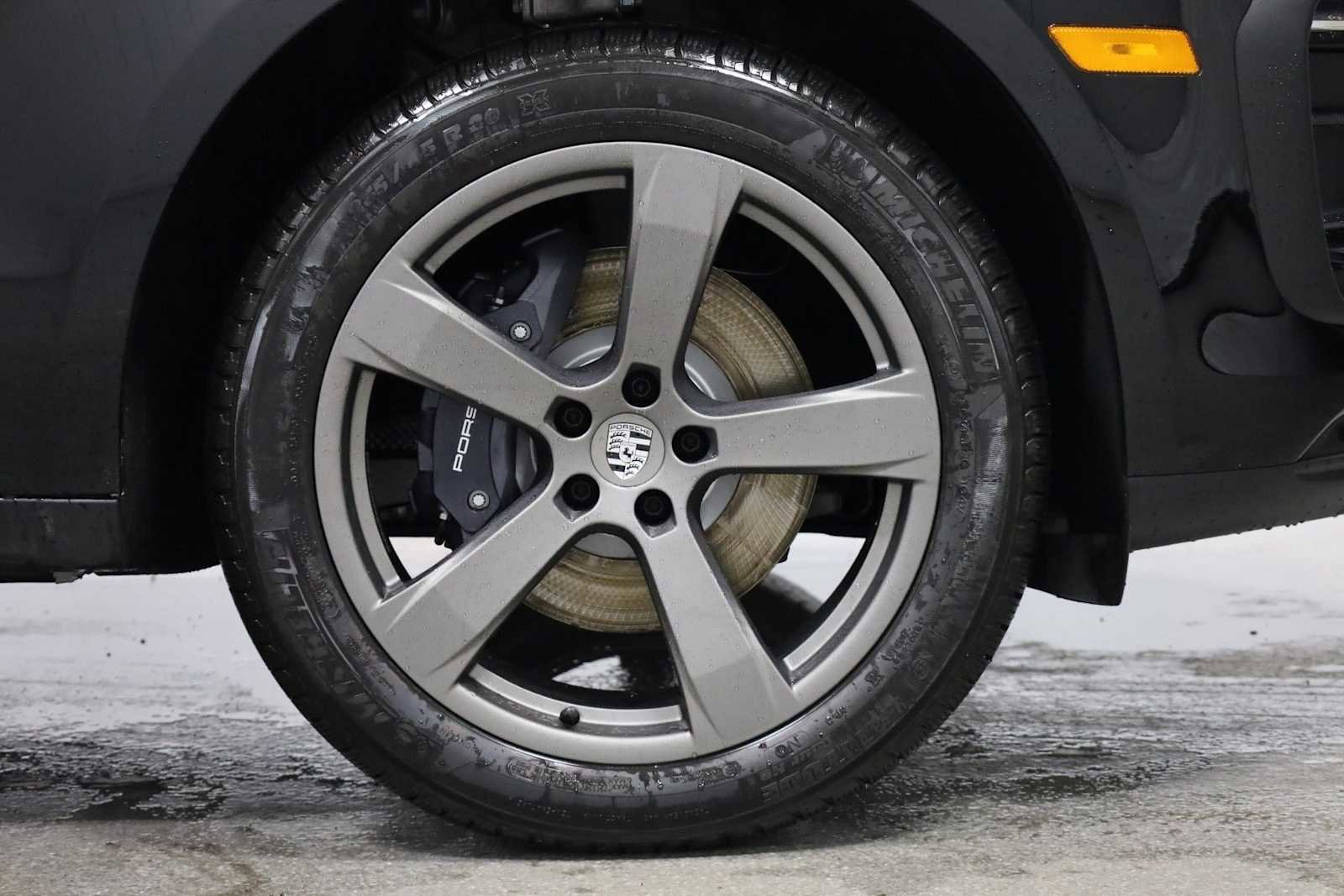 New 2026 Porsche Macan image 12