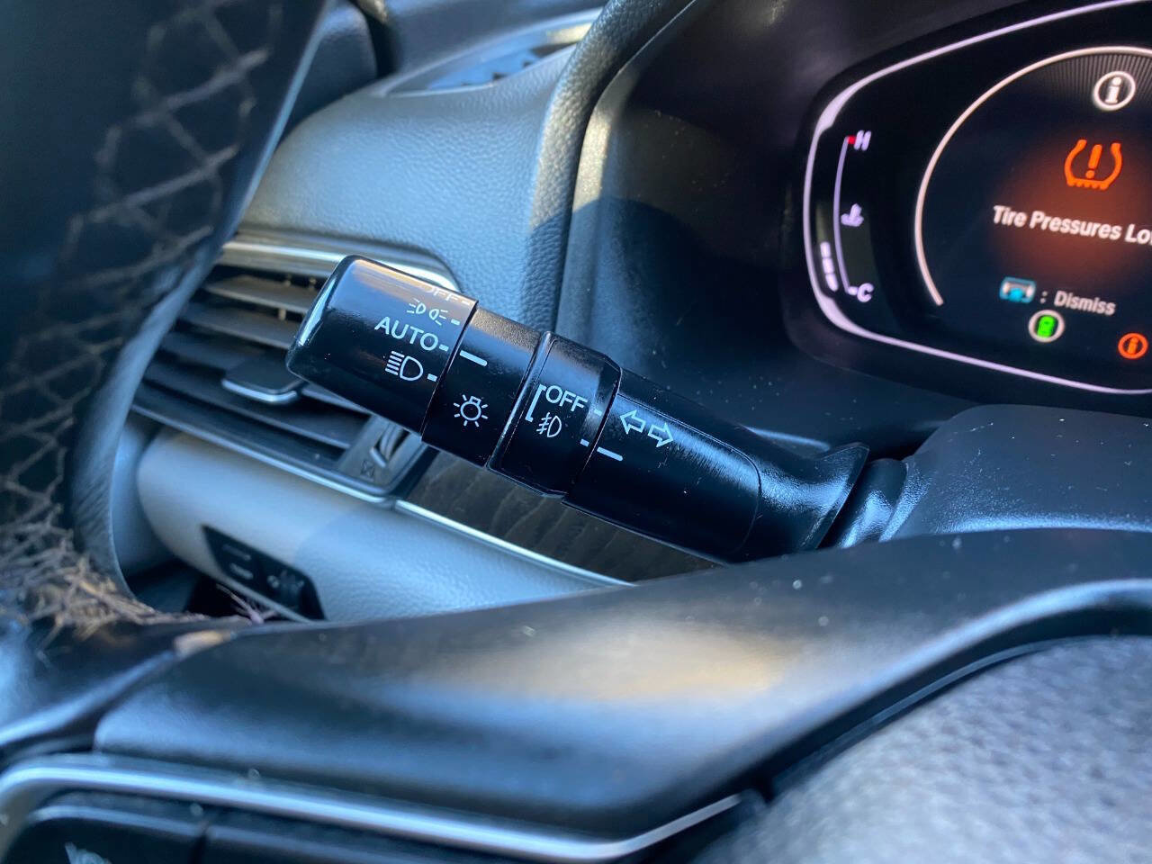 Used 2018 Honda Accord EX-L image 19