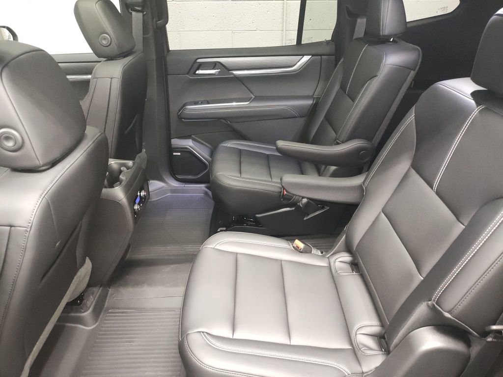 New 2026 GMC Acadia Elevation w/ Black Edition image 28