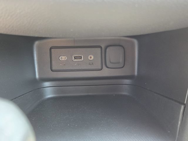 Certified 2024 Chevrolet Equinox RS w/ LPO, Floor Liner Package FWD image 33