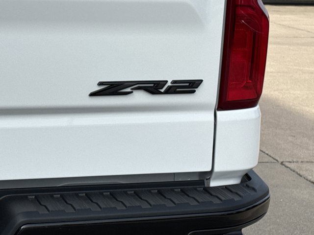 New 2026 Chevrolet Silverado 1500 ZR2 w/ Dark Appearance Package image 10