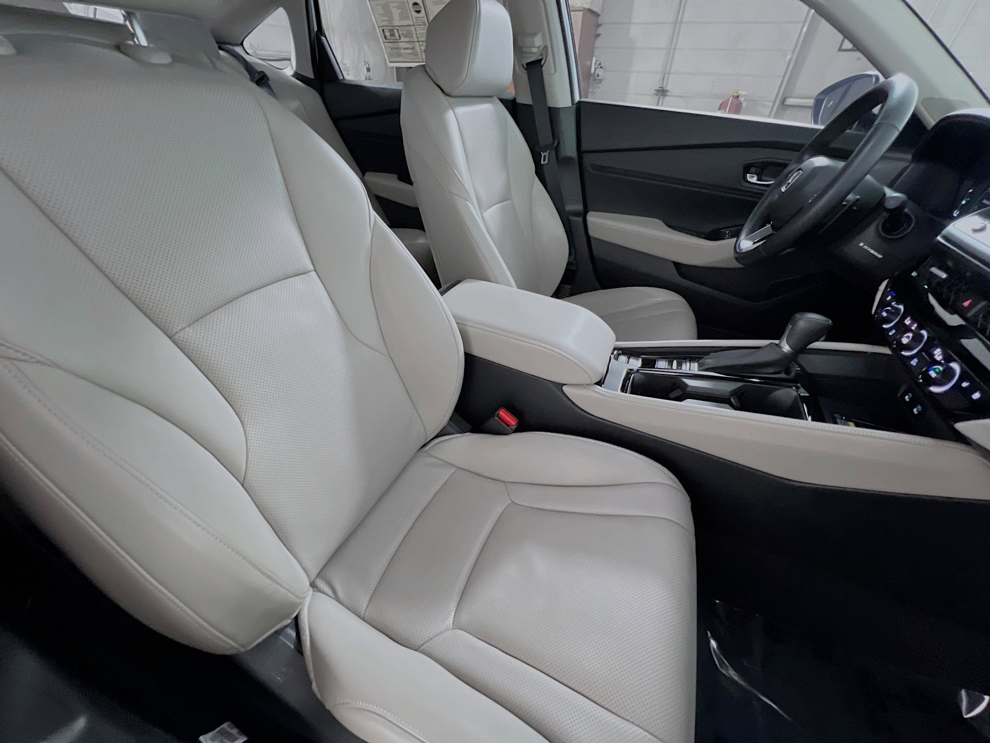 Used 2023 Honda Accord Touring image 31