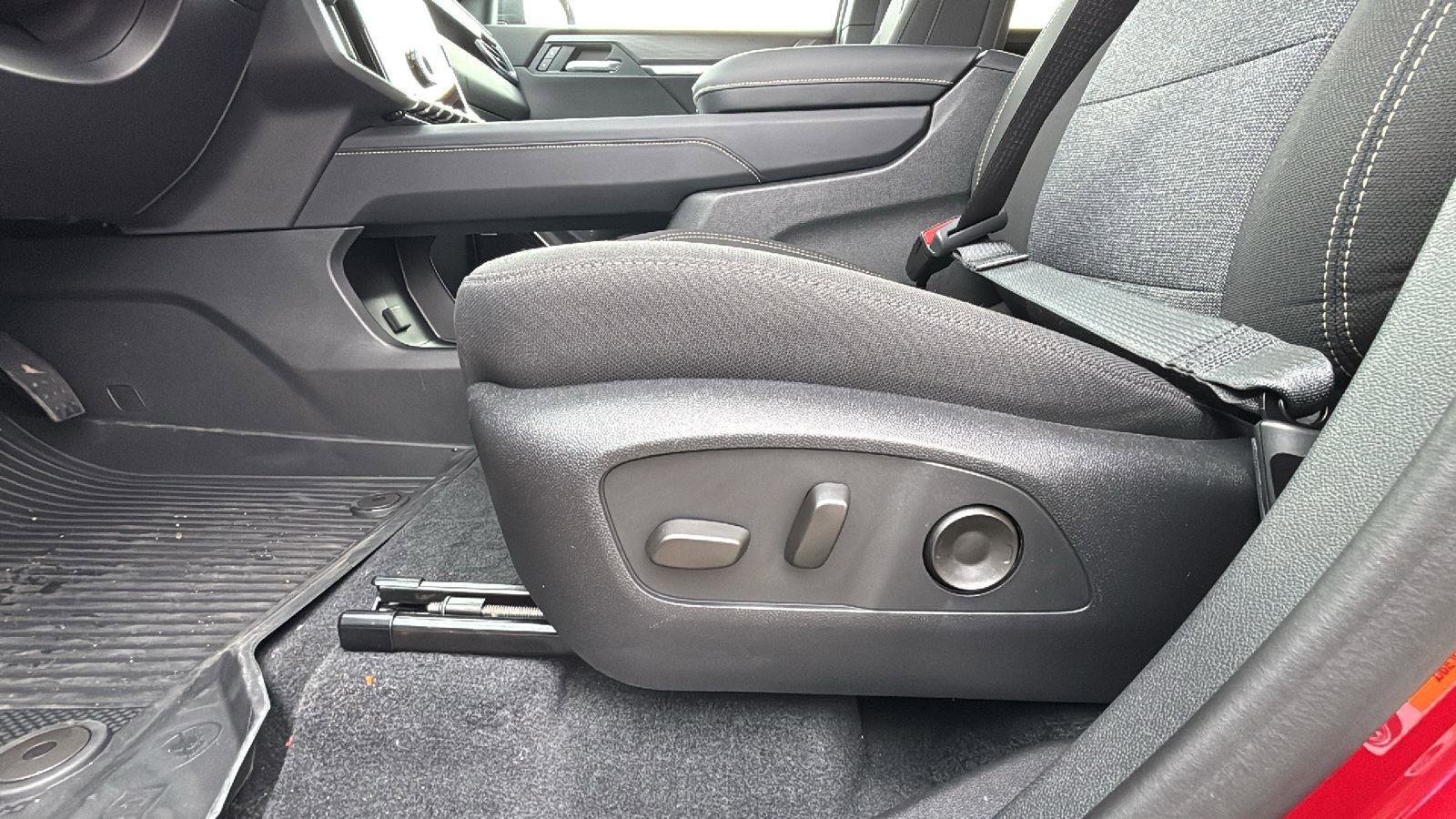 New 2026 GMC Acadia Elevation w/ LPO, Floor Liner Package image 21