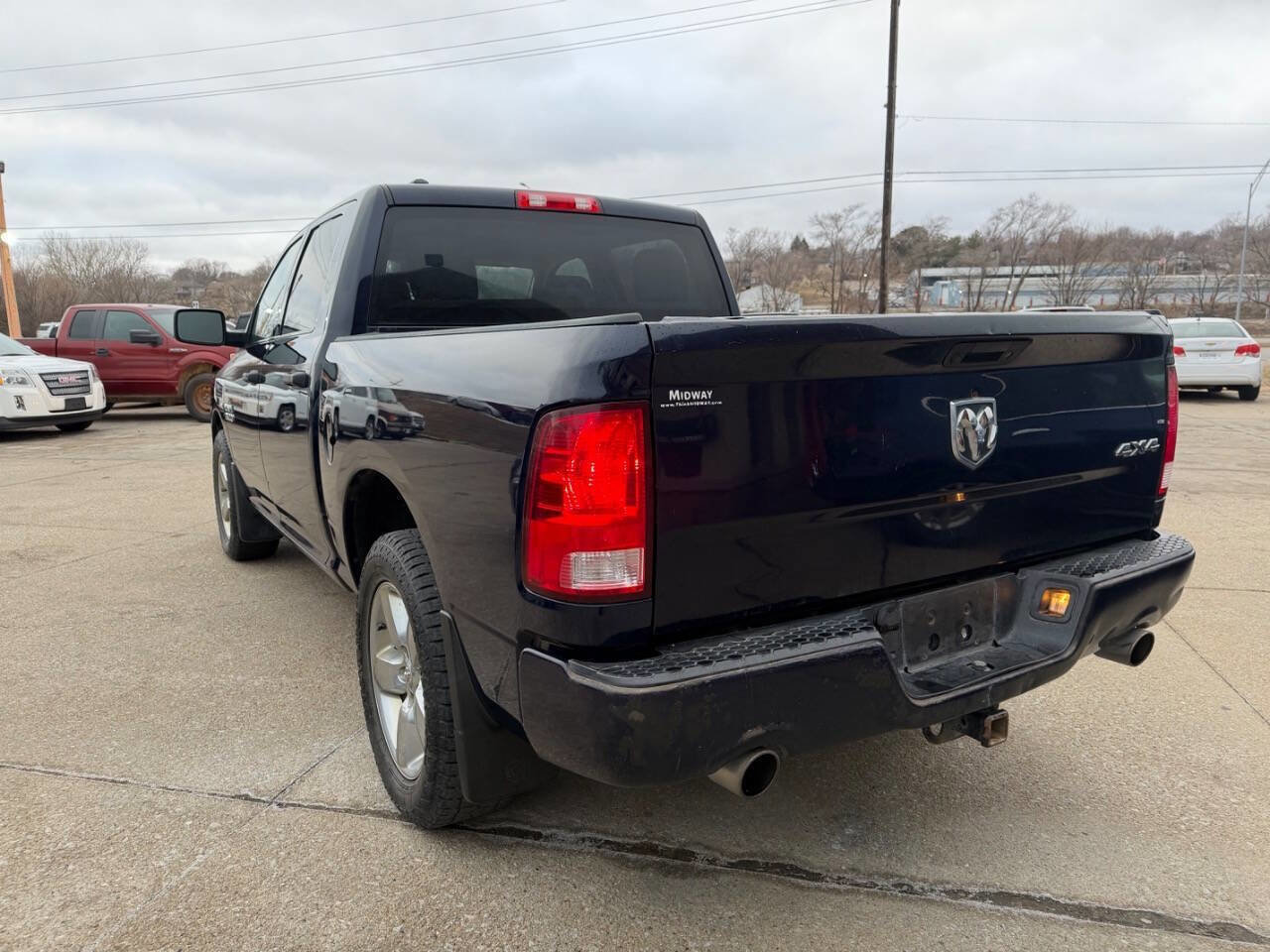 Used 2018 RAM 1500 Express w/ Express Value Package image 4