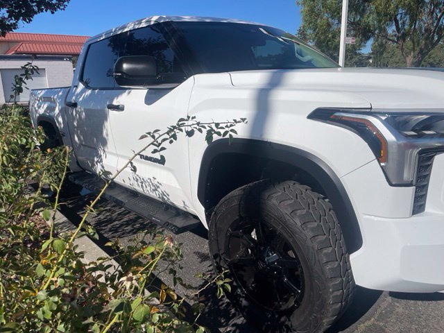 Used 2022 Toyota Tundra SR5 w/ Convenience Package RWD image 9
