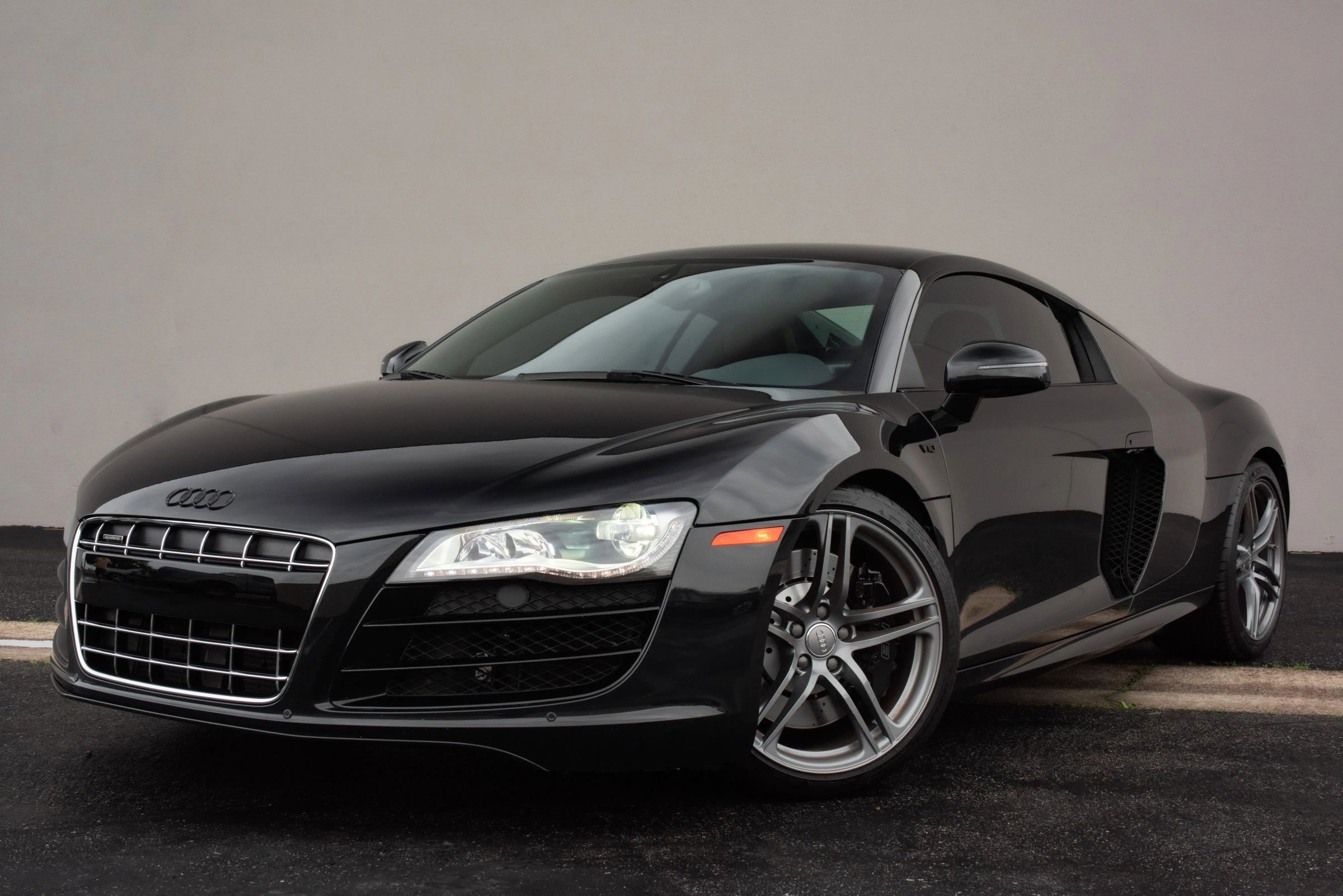 3D AUDI R8 V10 2010 RED - TurboSquid 2191801, image size:2400x1602