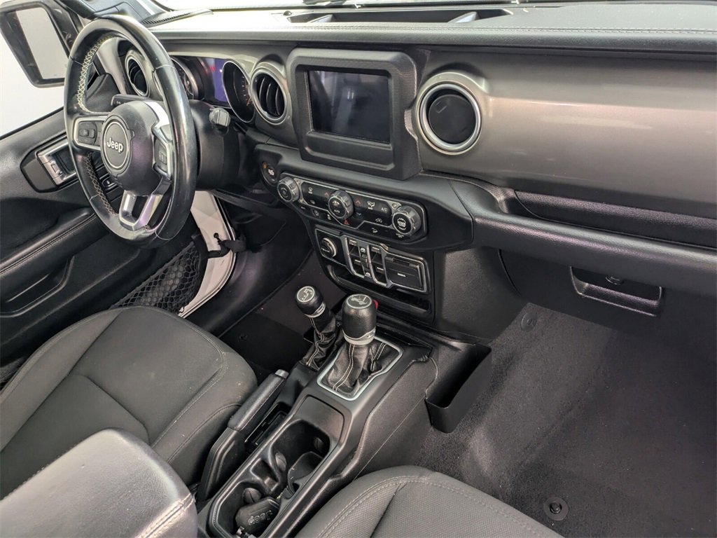 Certified 2020 Jeep Wrangler Unlimited Sahara image 34