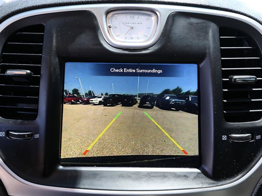 Used 2020 Chrysler 300 Touring L w/ Quick Order Package 2EF RWD image 17