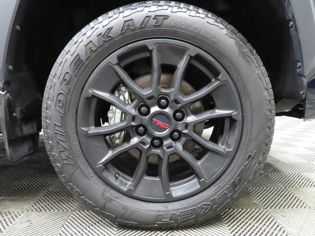 Used 2024 Toyota Tundra Limited w/ TRD Off-Road Package AWD/4WD image 10