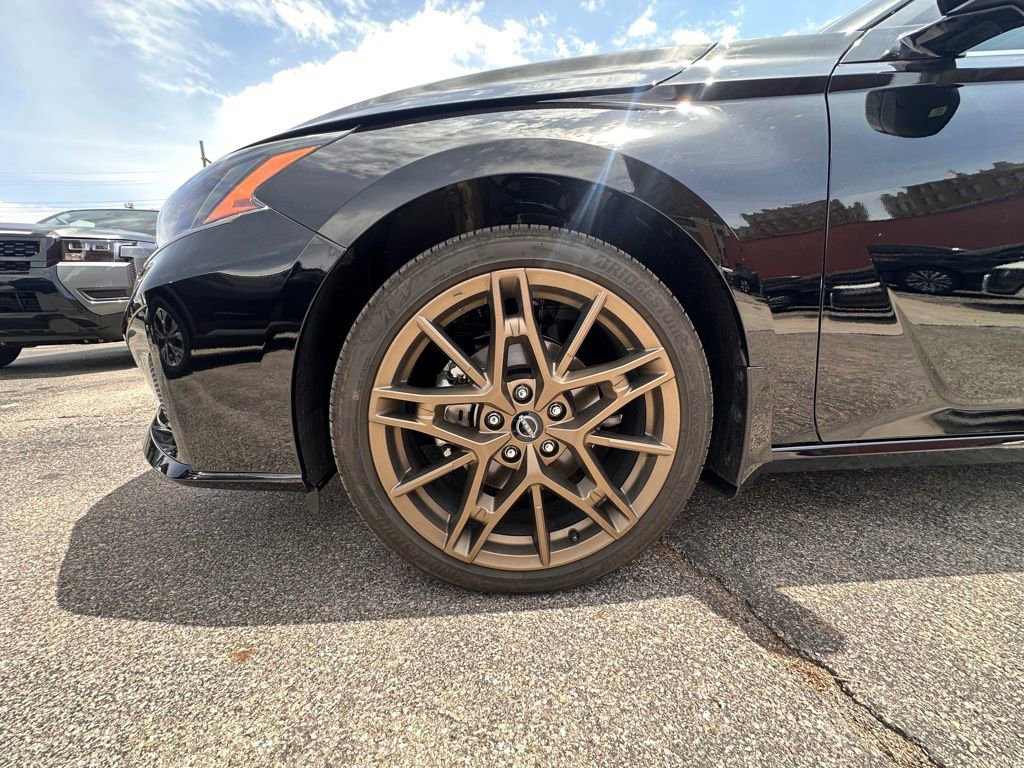 Certified 2025 Nissan Altima 2.5 SR w/ SR Premium Package FWD image 13