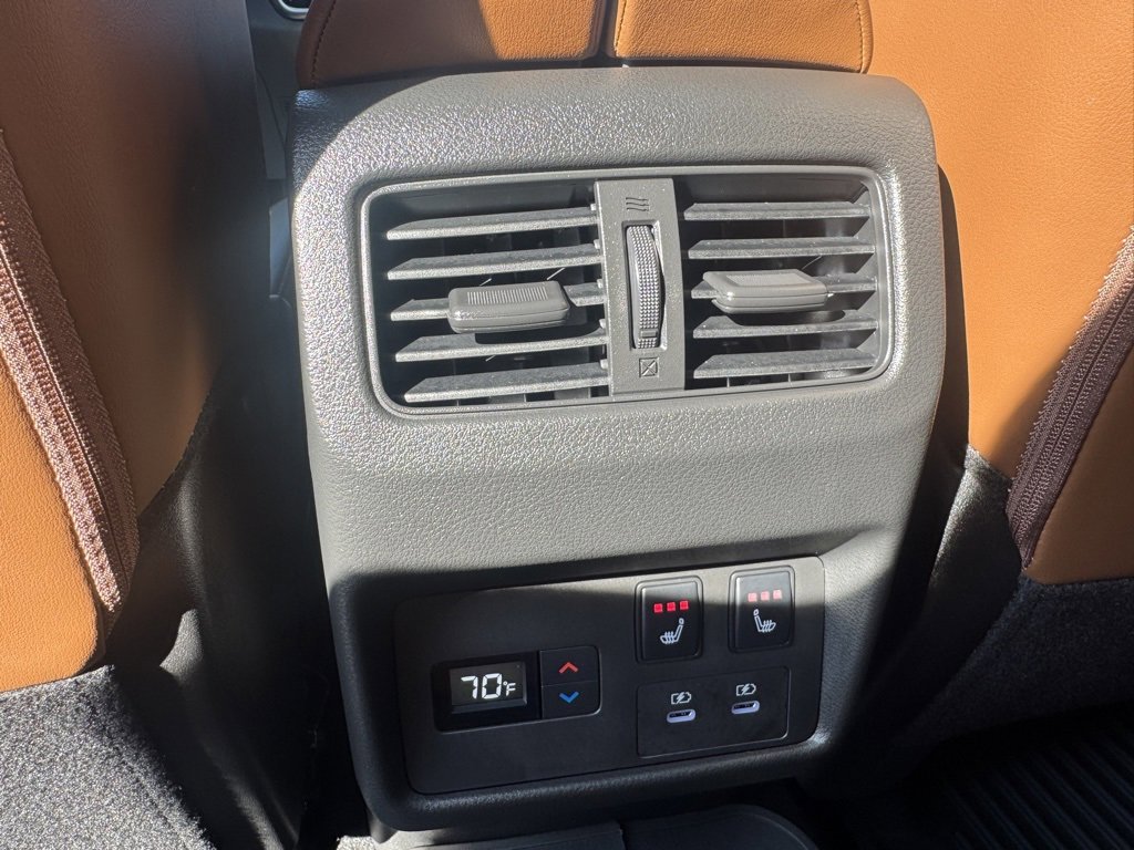 New 2026 Nissan Rogue Platinum image 14