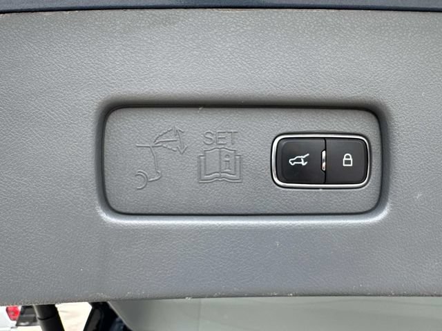 Used 2020 Lincoln Aviator Reserve w/ Equipment Group 202A AWD/4WD image 16