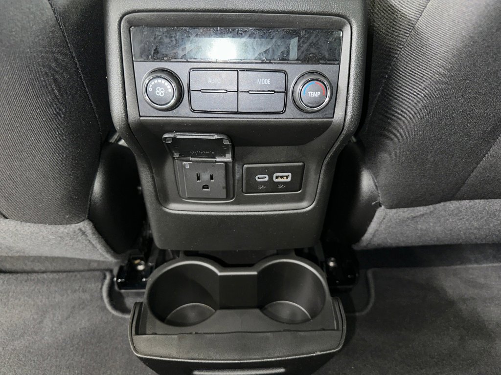 Certified 2023 GMC Acadia SLE w/ Driver Convenience Package image 20