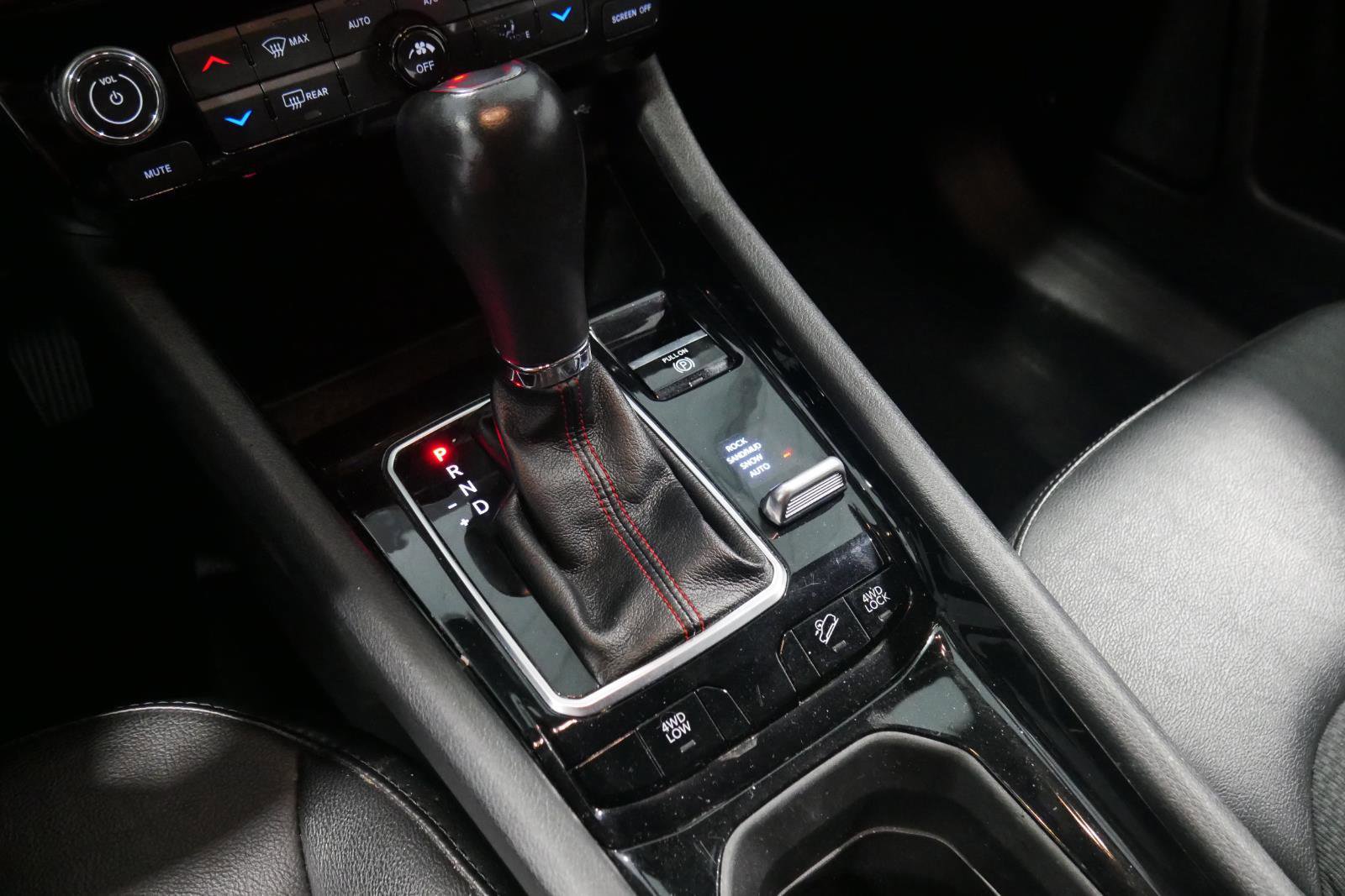 Used 2023 Jeep Compass Trailhawk image 24