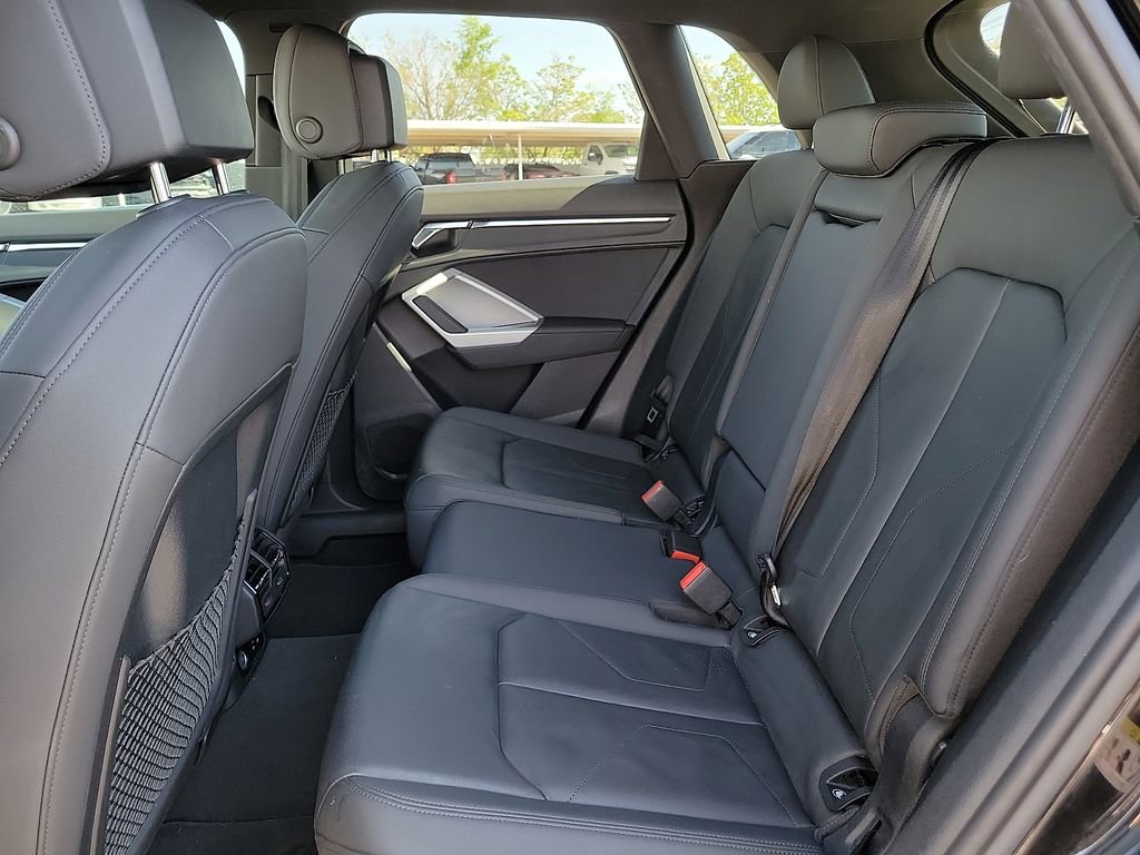 Used 2021 Audi Q3 2.0T Premium AWD/4WD image 8