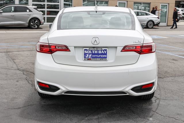 Used 2017 Acura ILX FWD image 5