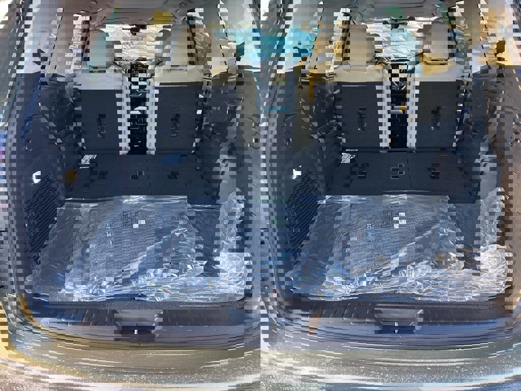 New 2026 Subaru Ascent Limited image 11