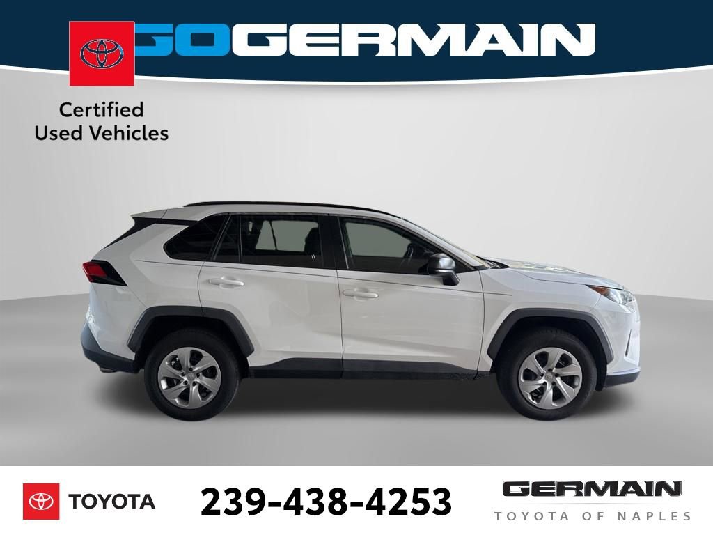 Used 2020 Toyota RAV4 LE FWD image 9