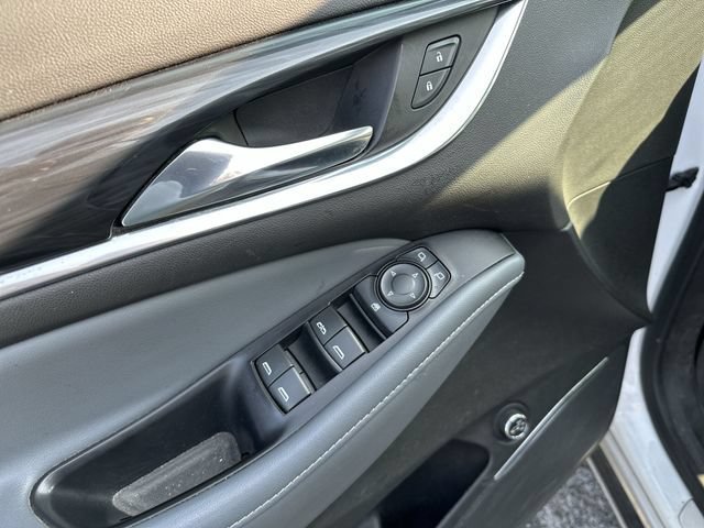 Used 2020 Buick Enclave Essence w/ LPO, Floor Liner Package FWD image 17