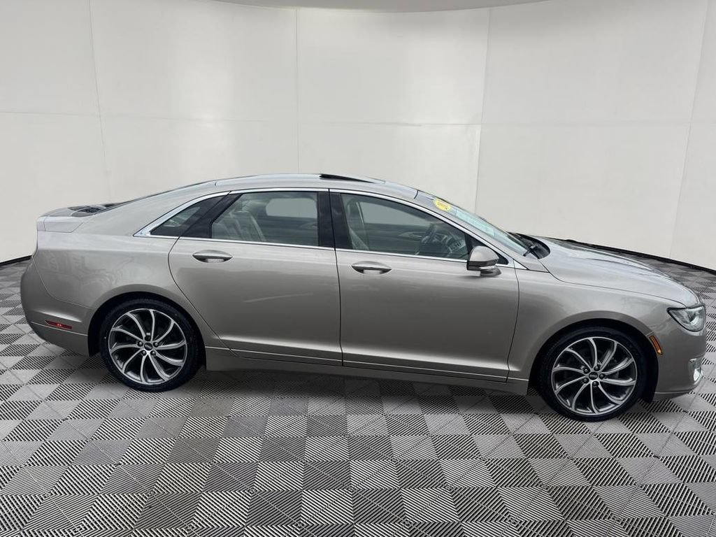 Used 2019 Lincoln MKZ Reserve w/ Reserve Plus Package AWD/4WD image 4