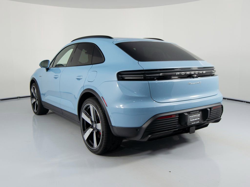 New 2026 Porsche Macan 4S Electric image 8
