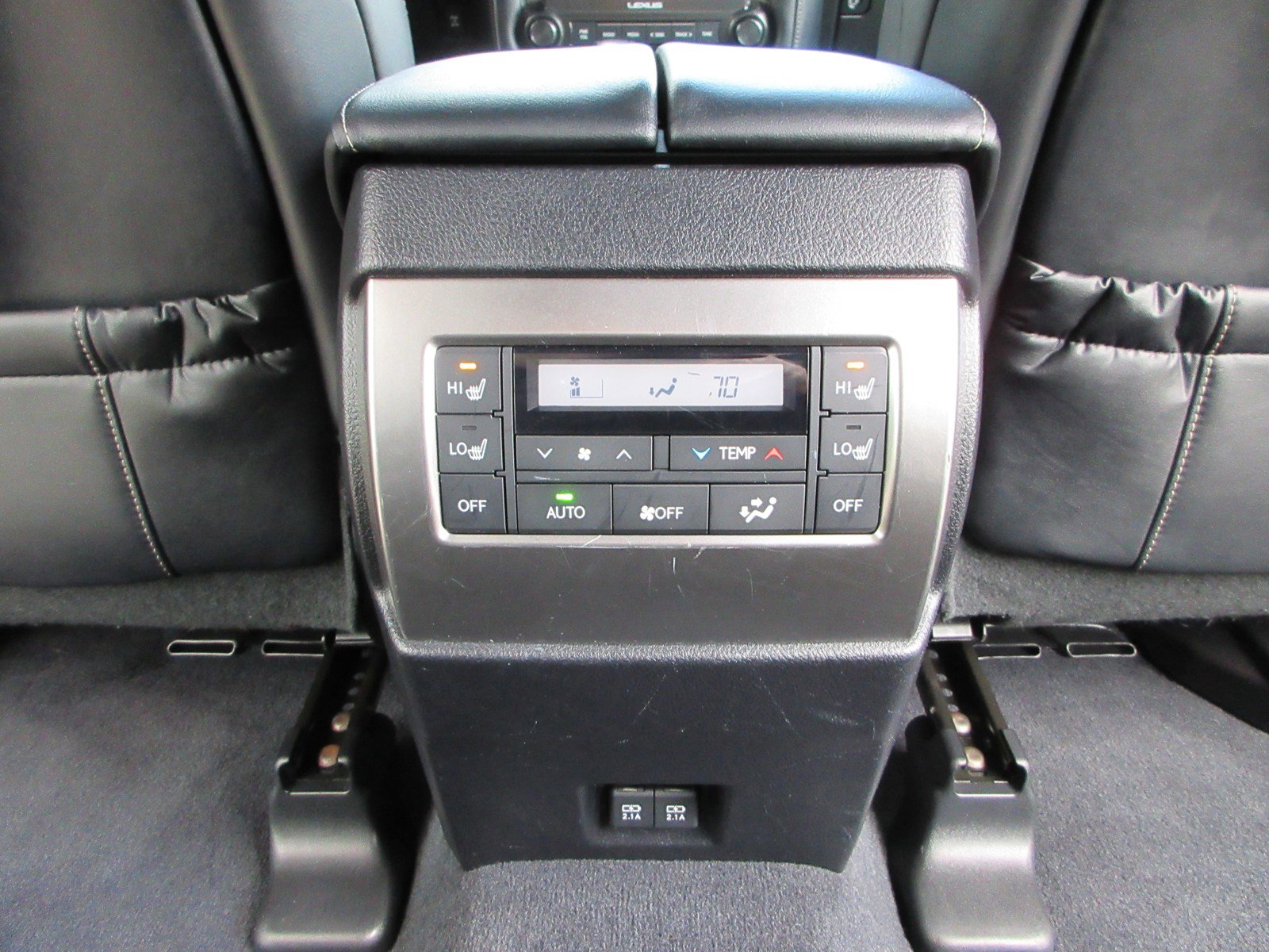 Used 2023 Lexus GX 460 Luxury w/ Sport Design Package AWD/4WD image 23